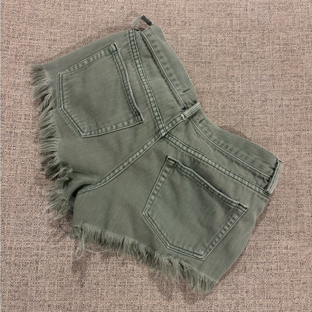 Free People Green Distressed Denim Shorts – Mid Rise – Raw Hem - Picture 2 of 6